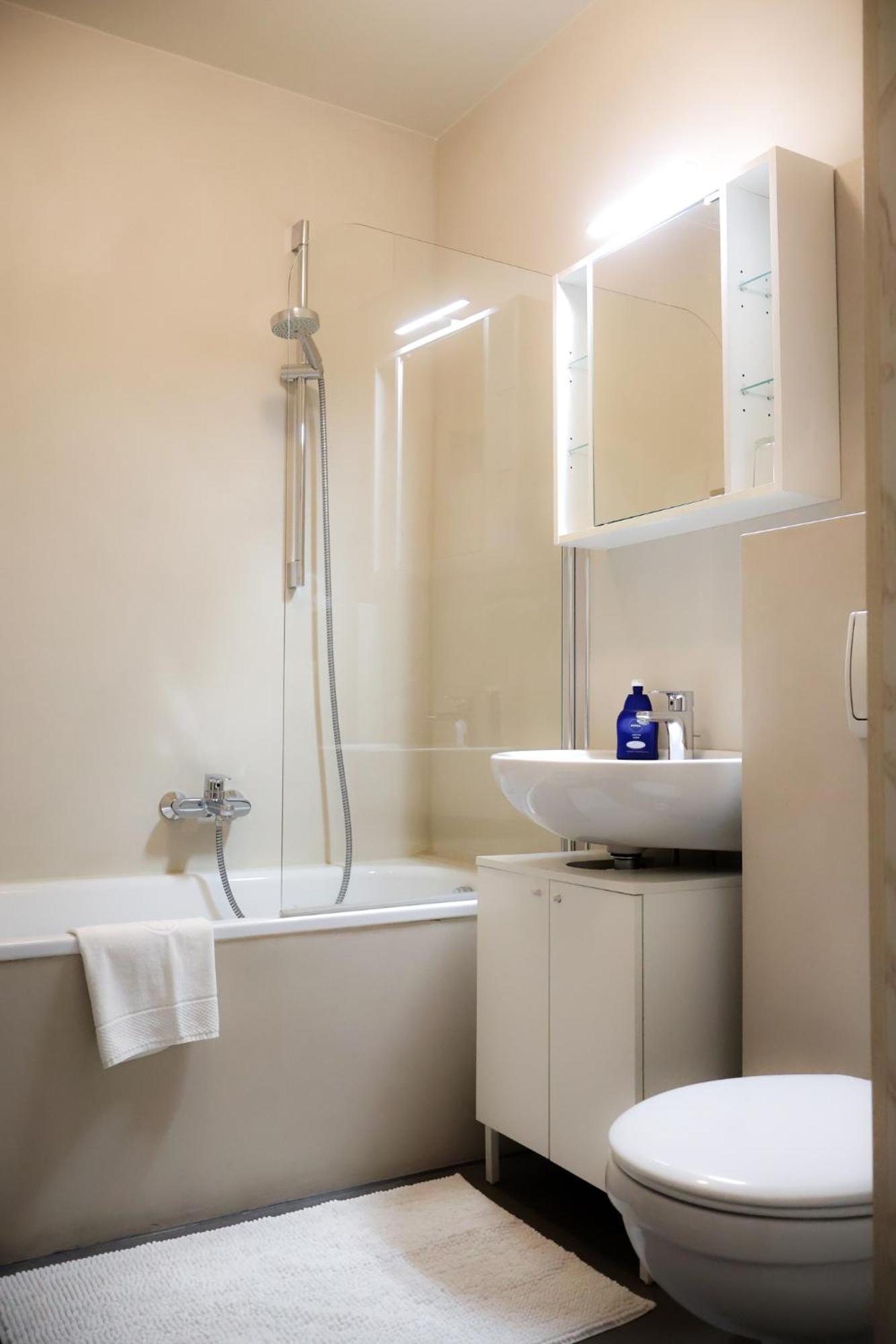 Alexxanders Apartments & Studios Chemnitz Room photo