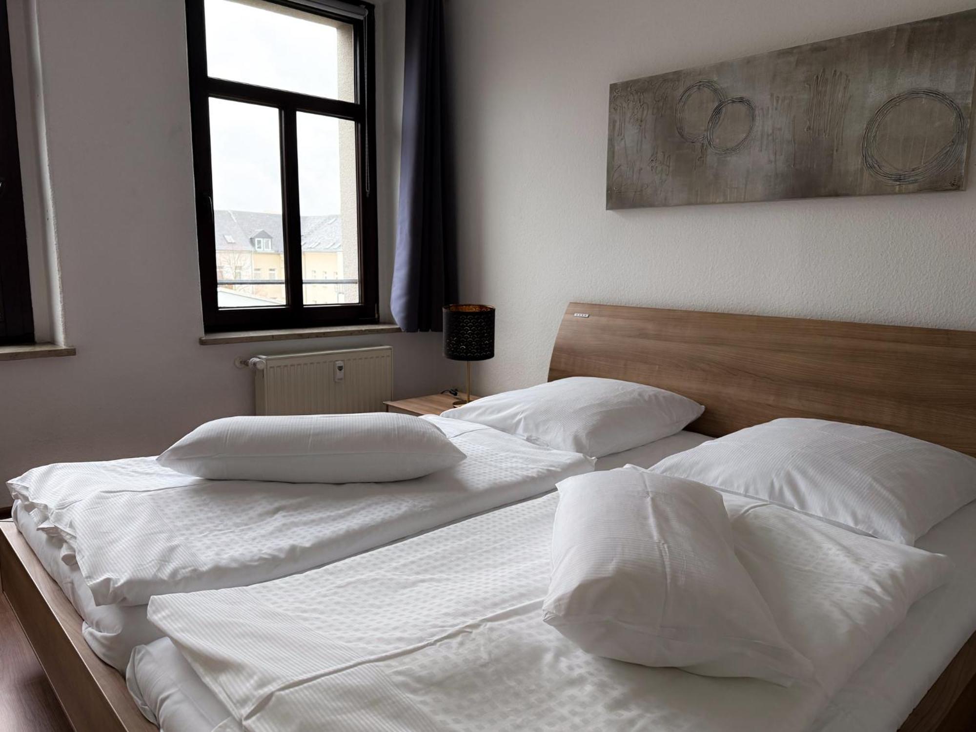 Alexxanders Apartments & Studios Chemnitz Room photo