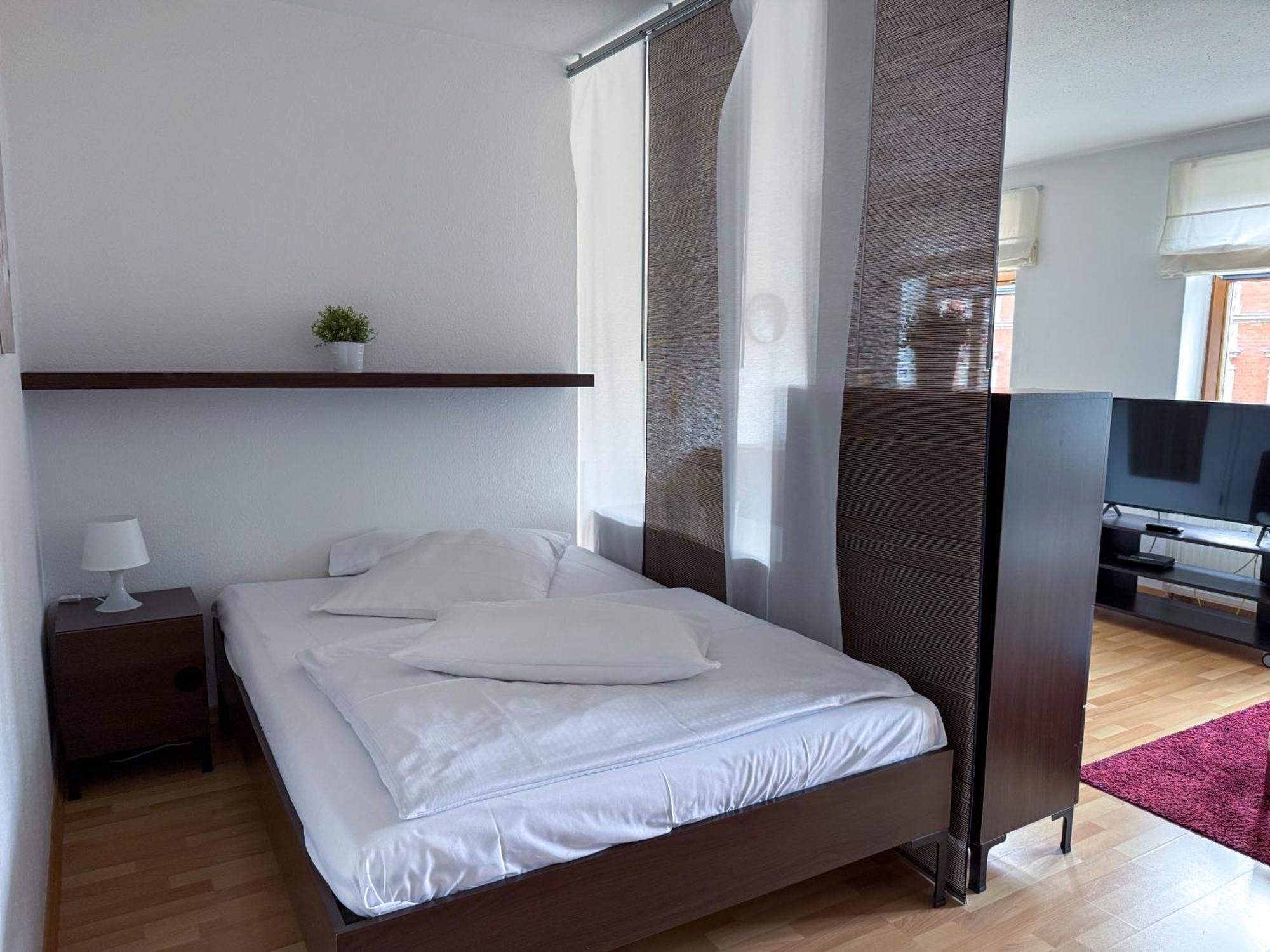Alexxanders Apartments & Studios Chemnitz Room photo